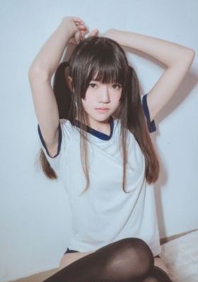 十八岁在线观看完整版免费mv_免费在线观看